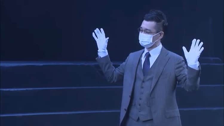のインスタグラム：「ソーシャルディスタンス演劇の先駆け。 【2016年  イキウメ『太陽』より】  下記の「外の道WIPサイト」からフルサイズご覧いただけます。 sotonomichi.jp」