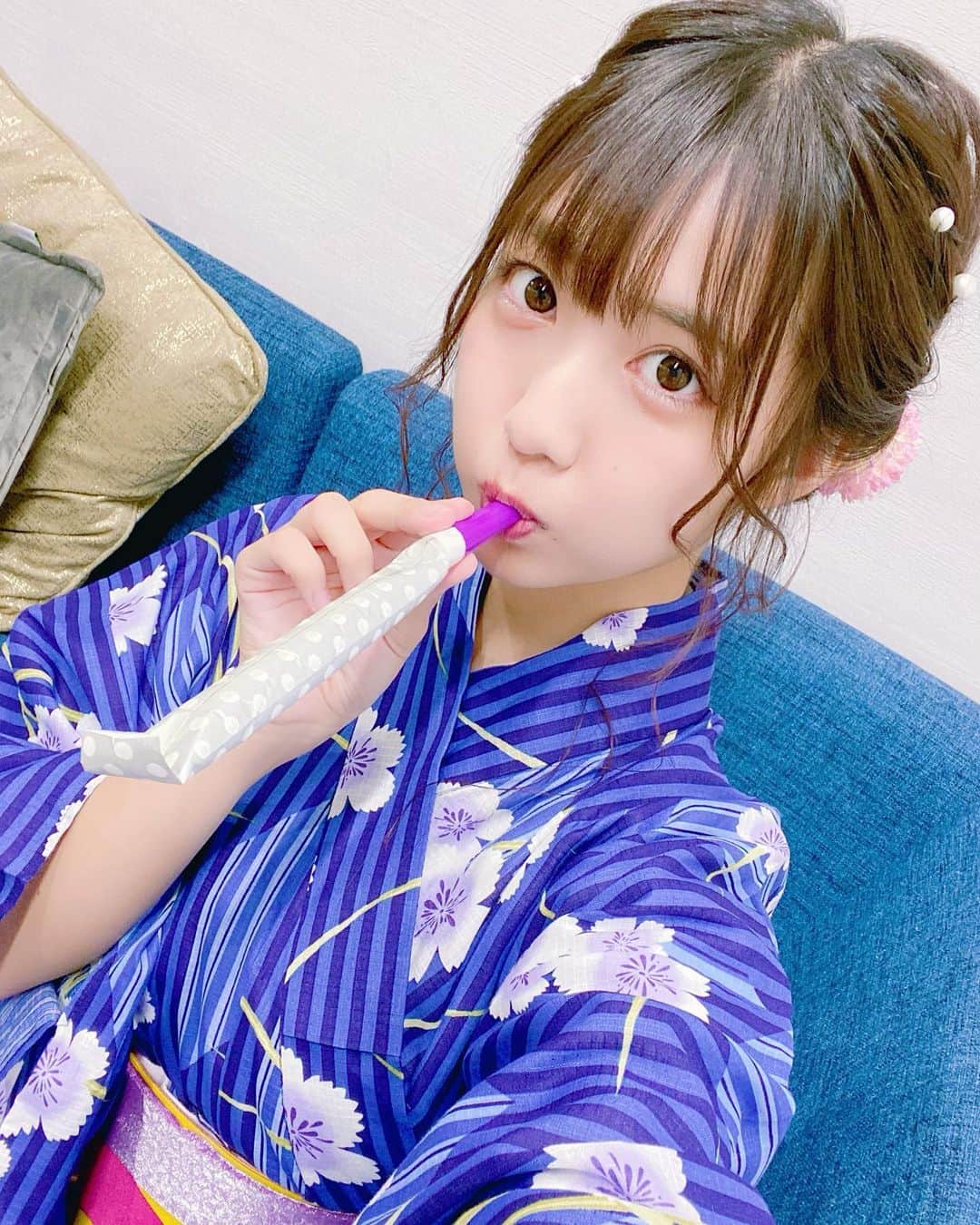 天羽希純のインスタグラム：「きすみにピローって吹かれたい？  #浴衣 #浴衣女子 #浴衣ヘアアレンジ #夏 #ヘアアレンジ #yukata #japanesegirl #コスプレ #cosplay #グラビア #gravure #着物 #kimono #kimonostyle」