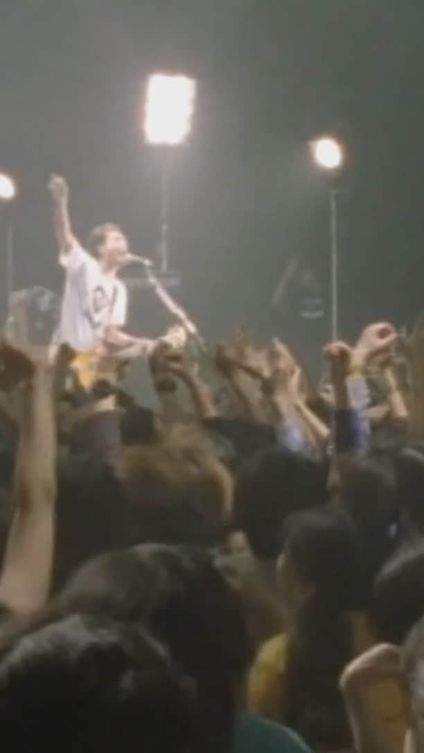 たちばな哲也のインスタグラム：「「爆音炸裂」 (1997年11月17日：クラブチッタ川崎) 1998.03.01／VHS／ESVU-489 2004.12.22／DVD／ESBL-2203」