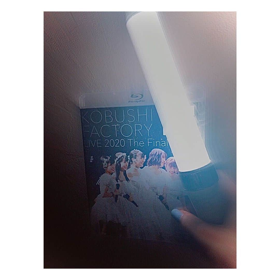 井上玲音さんのインスタグラム写真 - (井上玲音Instagram)「今日は こぶしファクトリー ライブ 2020 〜The Final Ring!〜 のBlu-ray＆DVD発売日🌈♡ ･ もうGETできましたか？ ･ @kobushifactory_official  #こぶしファクトリー  #juicejuice #井上玲音  #Bluray #DVD  #ラストライブ #エモい」7月8日 21時45分 - rei_inoue.official