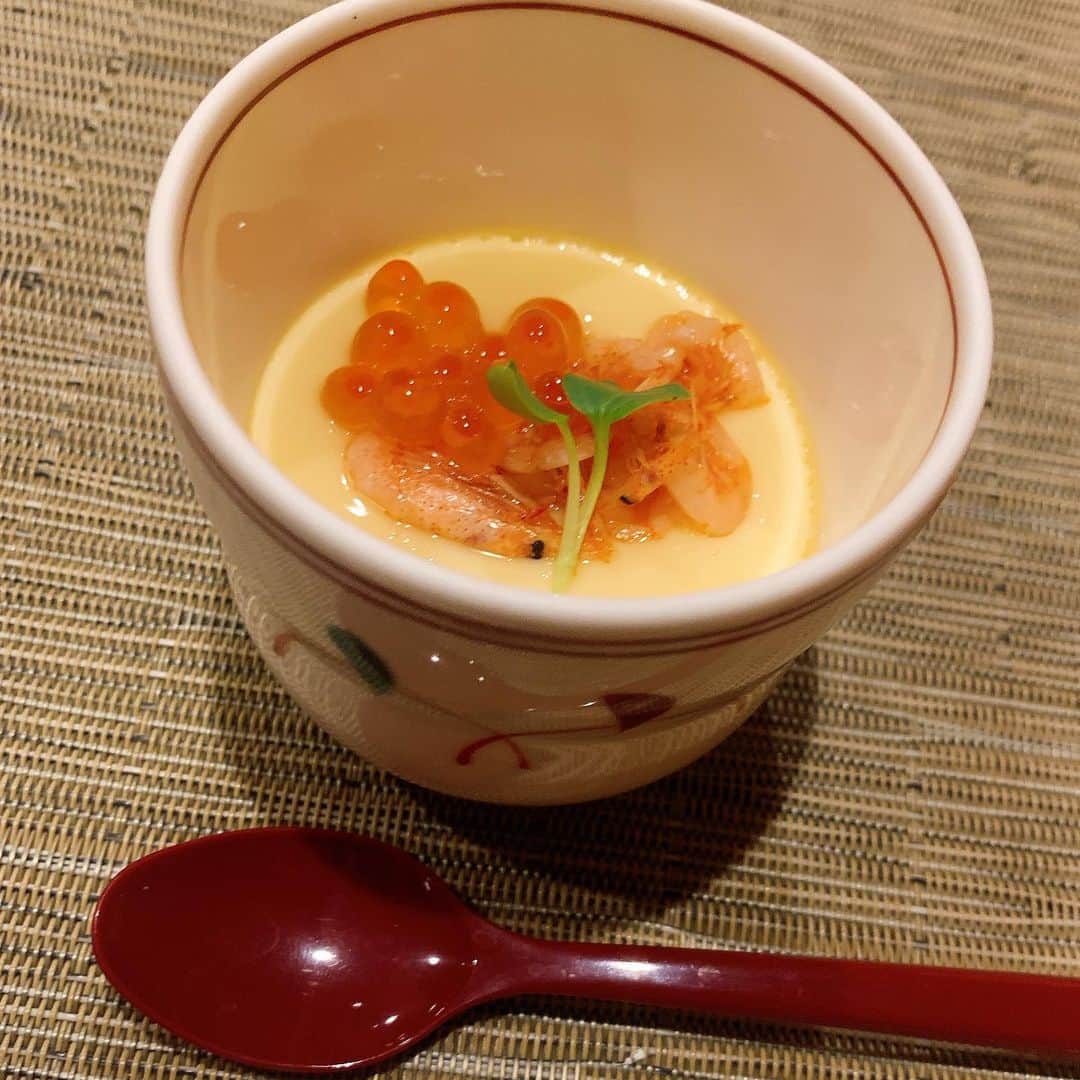 藤咲めいさんのインスタグラム写真 - (藤咲めいInstagram)「お寿司って美味しいよね🤭 . . . . #🍣 #鮨 #お寿司 #食事 #sushi #グルメ #新宿グルメ」7月8日 22時12分 - meyf333