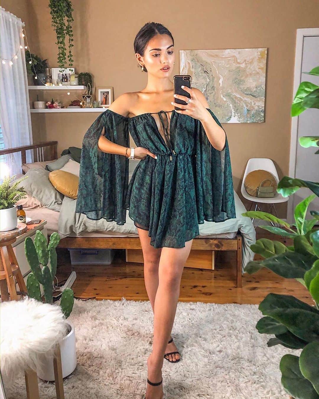 Angel™さんのインスタグラム写真 - (Angel™Instagram)「Which dress would you wear???😍 credit @oliviacalabio #asaqueen #ootd #outfit #fashion #layout #style #shoppingonline #dress ❤️ #americanstyle」7月8日 22時41分 - americanstyle