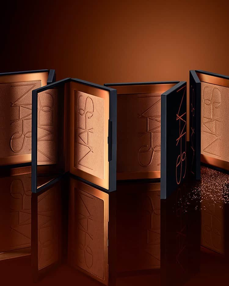 NARSさんのインスタグラム写真 - (NARSInstagram)「Worth the wait. NARS is now available at @bootsuk. Get your #BronzeOn with cult-classic shades and bestselling formulas in our new Bronzing Collection.」7月8日 23時24分 - narsissist