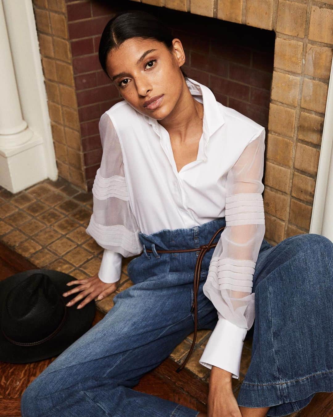 Saks Fifth Avenueのインスタグラム：「The master of fabric @brunellocucinelli has made the cinch-waisted, wide-leg denim of your dreams.」