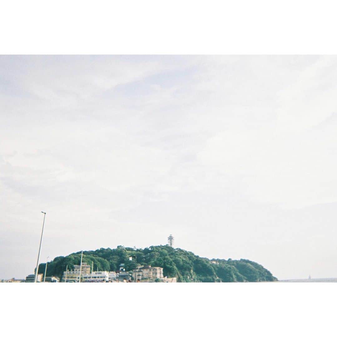 今井利奈さんのインスタグラム写真 - (今井利奈Instagram)「. . #film#letter#shes #写ルンです #鎌倉#北鎌倉#江ノ島#明月院#紫陽花#散歩」7月9日 0時03分 - _rina_imai