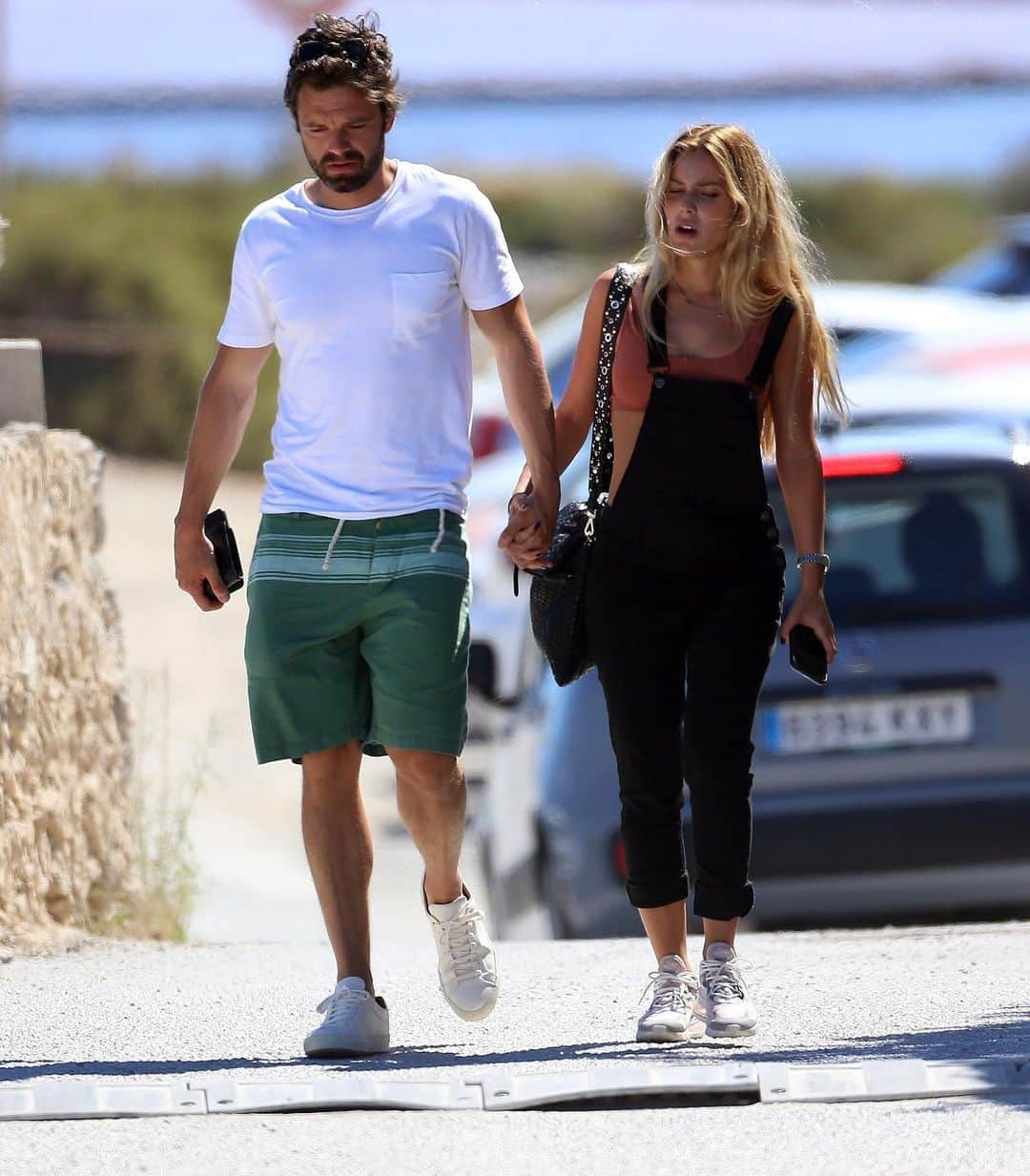 Just Jaredさんのインスタグラム写真 - (Just JaredInstagram)「@imsebastianstan and his new girlfriend @ale_onieva hold hands as they walk around Ibiza on their vacation.  #SebastianStan #AlejandraOnieva Photo: Backgrid」7月9日 0時08分 - justjared