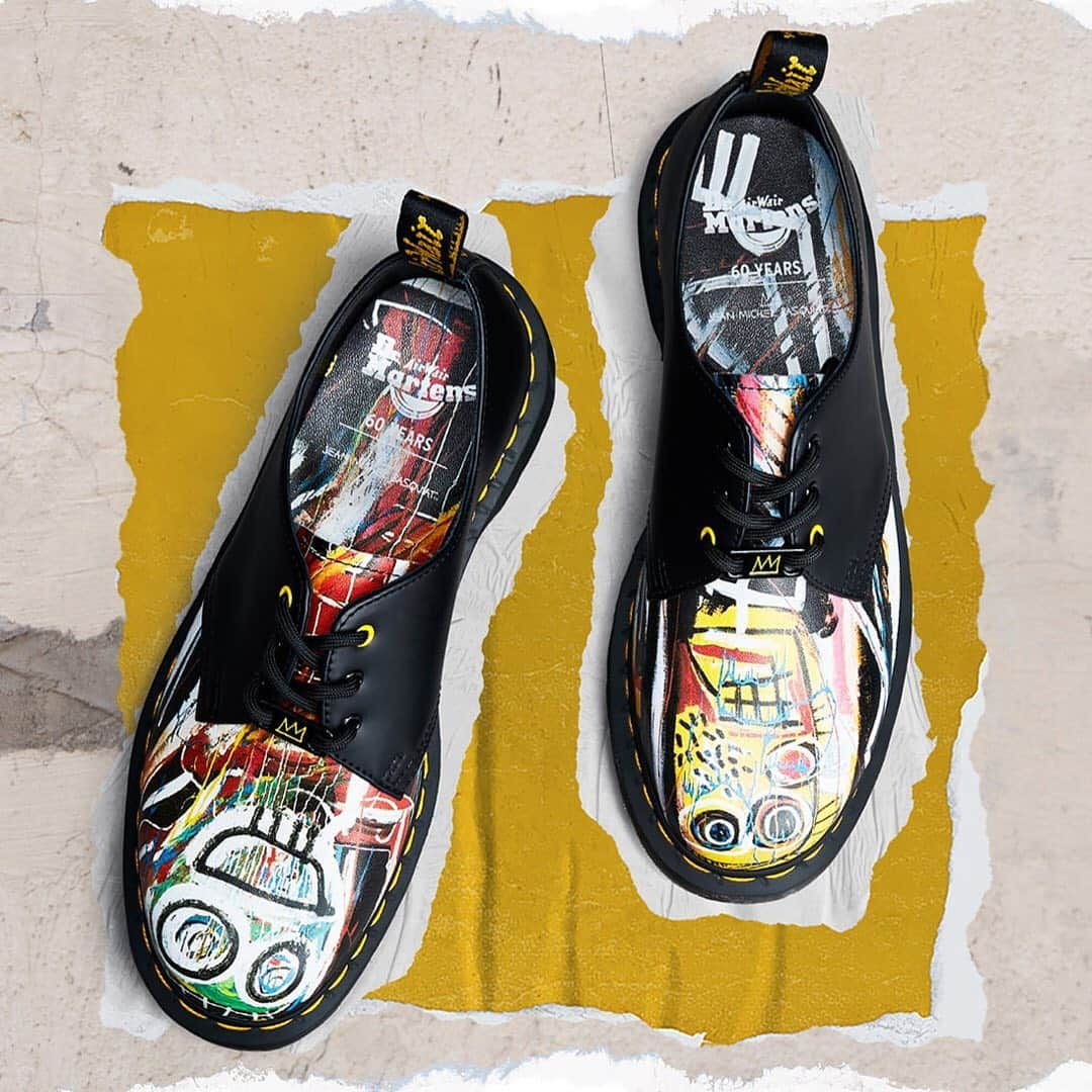 HYPEBEASTさんのインスタグラム写真 - (HYPEBEASTInstagram)「@hypebeastkicks: @drmartensofficial has reworked its rugged 1460 and 1461 silhouettes with Jean-Michel Basquiat‘s iconic artworks. The 1460 has been etched with Basquait’s cover art for ‘Beat Bop,’ a single by American hip-hop artists Rammellzee and K-Rob, while the 1461 incorporates Basquiat’s ‘Dustheads, 1982,’ which sold for a record-breaking $48.8 million USD at @christiesinc New York in 2013. Head to the link in our bio for more details. Both pairs are set to arrive at Dr. Martens’ website on June 10.⁠⠀ Photo: Dr. Martens」7月9日 11時06分 - hypebeast