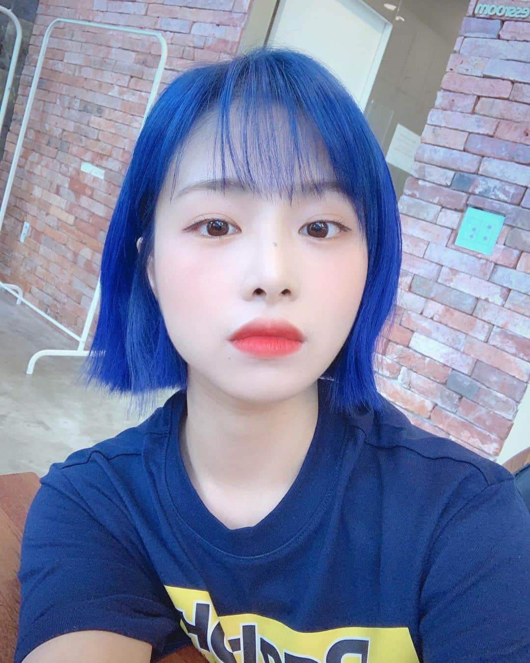 チェウォンさんのインスタグラム写真 - (チェウォンInstagram)「💙🍍💙🍍」7月9日 11時44分 - chaeni_0824