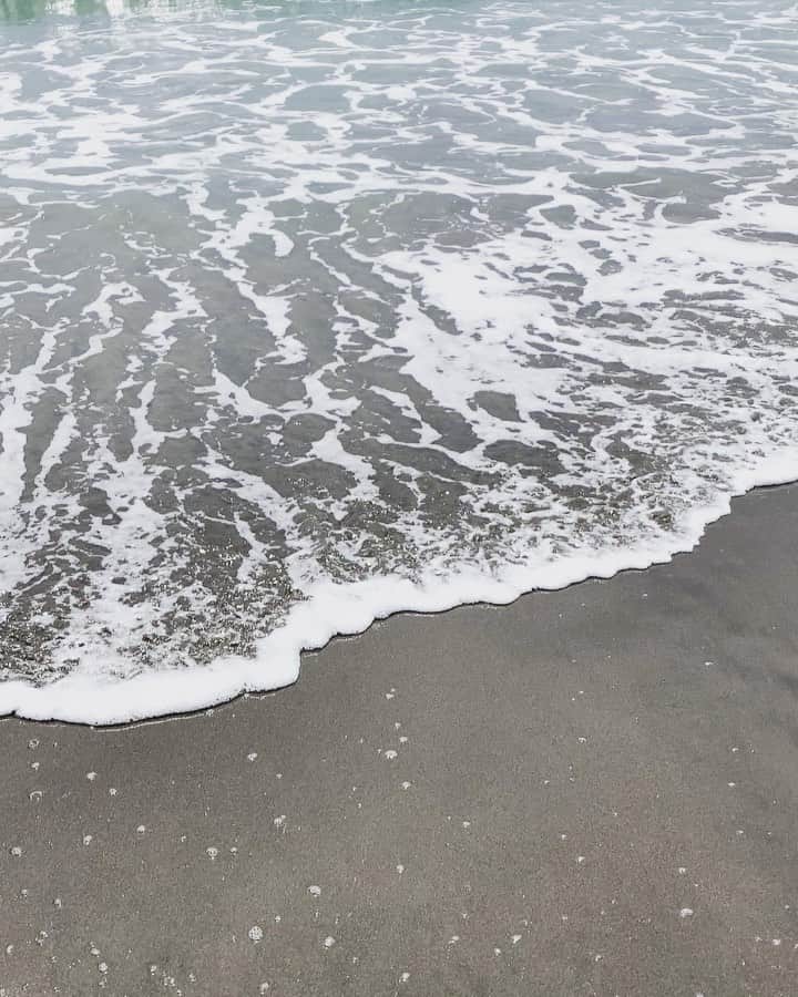 𝓜𝓲𝓼𝓼𝓗𝓸𝓷𝓮𝔂𝓥のインスタグラム：「praying for better days ahead  my thought are with everyone who has been affected by this disaster..」