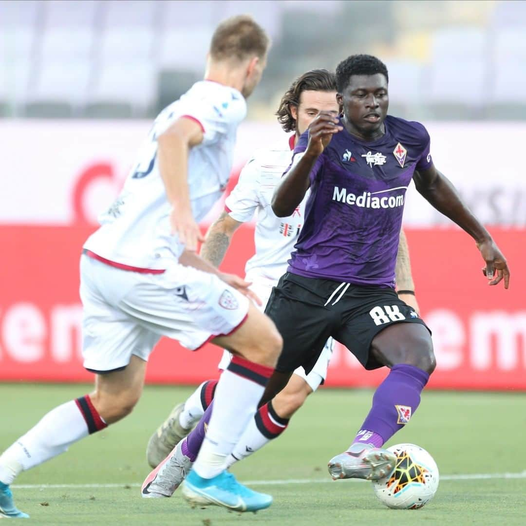 ACFフィオレンティーナさんのインスタグラム写真 - (ACFフィオレンティーナInstagram)「HALF-TIME ⏸ All square at the break  Pari all'intervallo ⚜️  #ForzaViola 💜 #FiorentinaCagliari #ACFFiorentina #Fiorentina #Duncan #Milenkovic #Dragowski #Venuti #Chiesa #Caceres #Vlahovic #Badelj」7月9日 3時20分 - acffiorentina