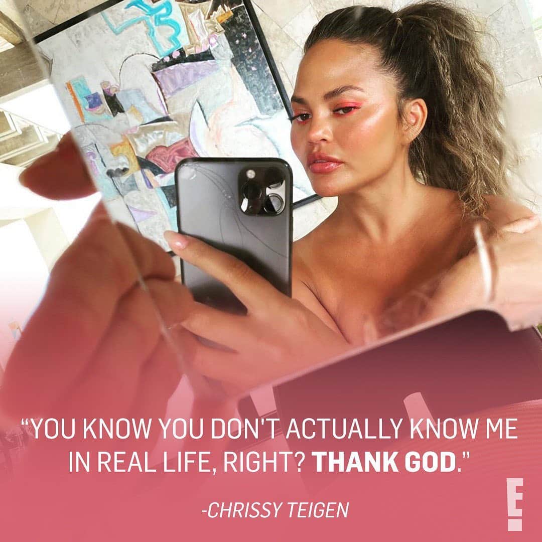 E! Onlineさんのインスタグラム写真 - (E! OnlineInstagram)「A follower claiming Chrissy Teigen "either dropped 50 lbs. overnight or has cancer"? Yea, the clapback queen will have none of that. Her best responses of all time are at the link in our bio. (📷: @chrissyteigen)」7月9日 5時45分 - enews