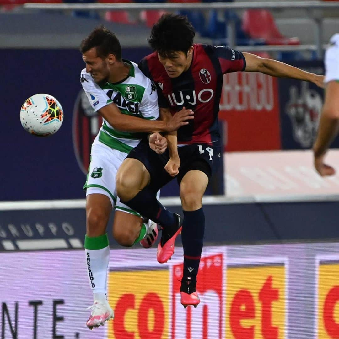 ボローニャFCさんのインスタグラム写真 - (ボローニャFCInstagram)「Forza ragazzi ancora 4️⃣5️⃣ minuti 💪 #WeAreOne」7月9日 5時47分 - officialbolognafc