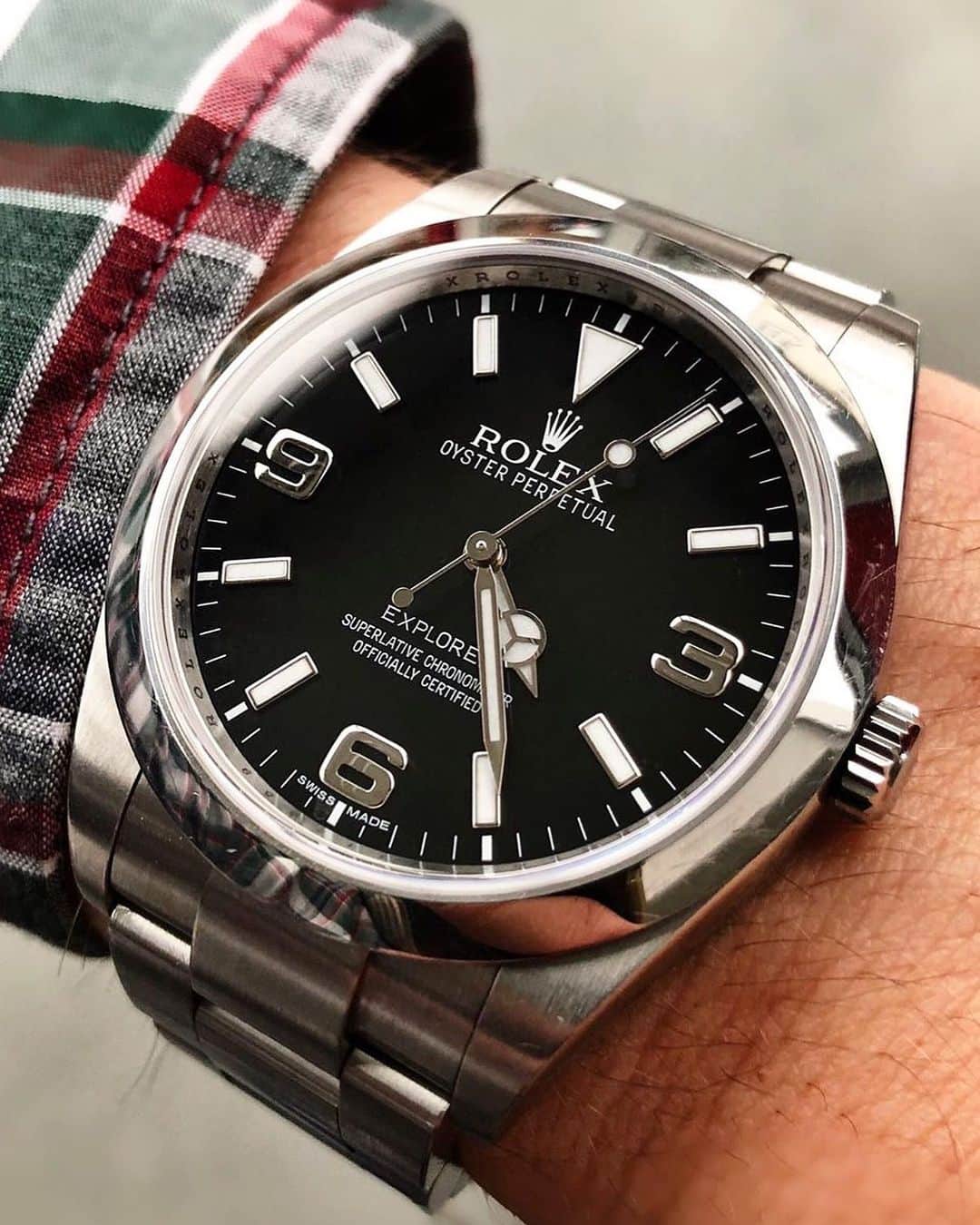 Daily Watchさんのインスタグラム写真 - (Daily WatchInstagram)「Rolex Explorer Ref 214270. Simple yet elegant 👀🔍 Which is your favorite model from Rolex? Photo by @waatch.thiis」7月9日 6時11分 - dailywatch