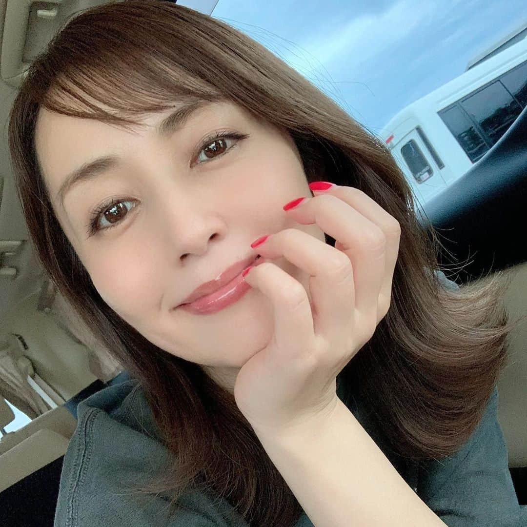 矢田亜希子さんのインスタグラム写真 - (矢田亜希子Instagram)「晴れてきた！無事に今日一日撮影できますように！ #ドラマ#ドラマロケ#湿気すごい#蒸し蒸し」7月9日 12時21分 - akiko_yada