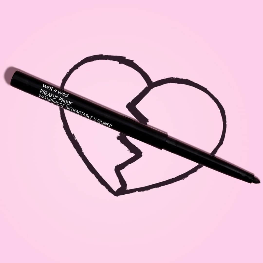 wet'n wild beautyさんのインスタグラム写真 - (wet'n wild beautyInstagram)「Don't let your eyeliner break your heart 💔 Our Mega Last Break-up Proof Retractable Eyeliner provides up to 16 hours of long-lasting, pigment rich color for liner that doesn't budge 💪 ✨🖤  Get it, girl:   @Walmart @Amazon @Target @UltaBeauty @Walgreens  ... and ALWAYS at wetnwildbeauty.com  #wetnwild #BreakupProofEyeliner #MegaLast」7月9日 8時46分 - wetnwildbeauty