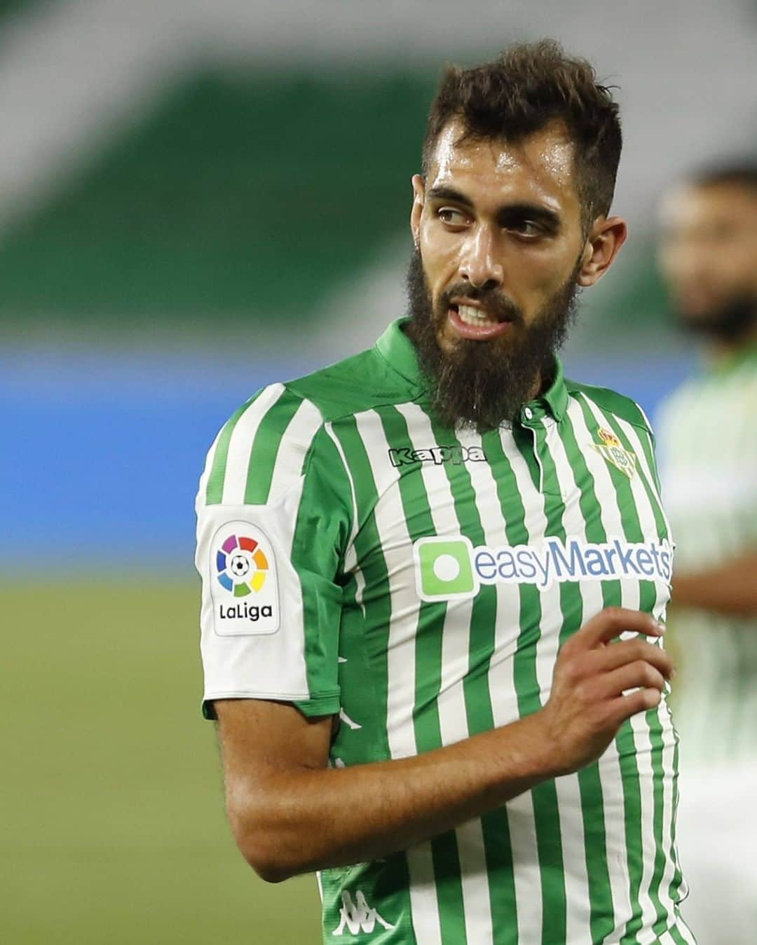 LFPさんのインスタグラム写真 - (LFPInstagram)「GAME Face! 💚  • #BorjaIglesias #RealBetis #RealBetis #LaLigaSantander #LaLiga」7月9日 10時17分 - laliga