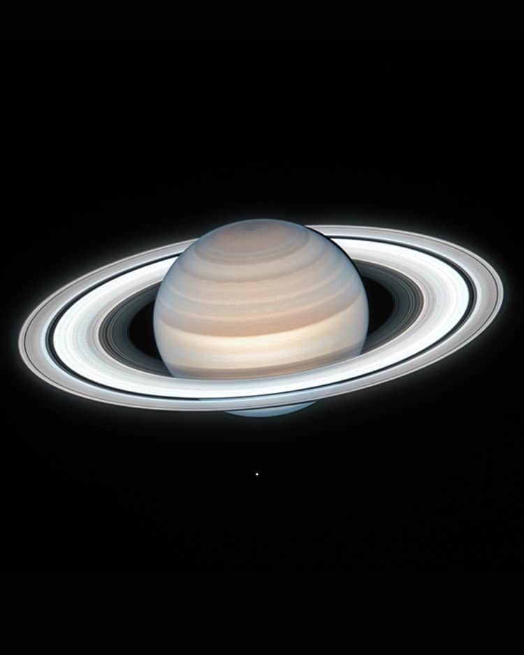 NASAさんのインスタグラム写真 - (NASAInstagram)「Saturn is truly the lord of the rings 💍  See the ringed planet in the latest snapshot from @nasahubble , taken on July 4, 2020, when the opulent giant world was 839 million miles from Earth. This new Saturn image was taken during summer in the planet's northern hemisphere.  Credit: NASA, @europeanspaceagency, A. Simon (@nasagoddard ), M.H. Wong (@ucberkeleyofficial), and the OPAL Team  #NASA #LOTR #PutARingOnIt」7月24日 5時45分 - nasa