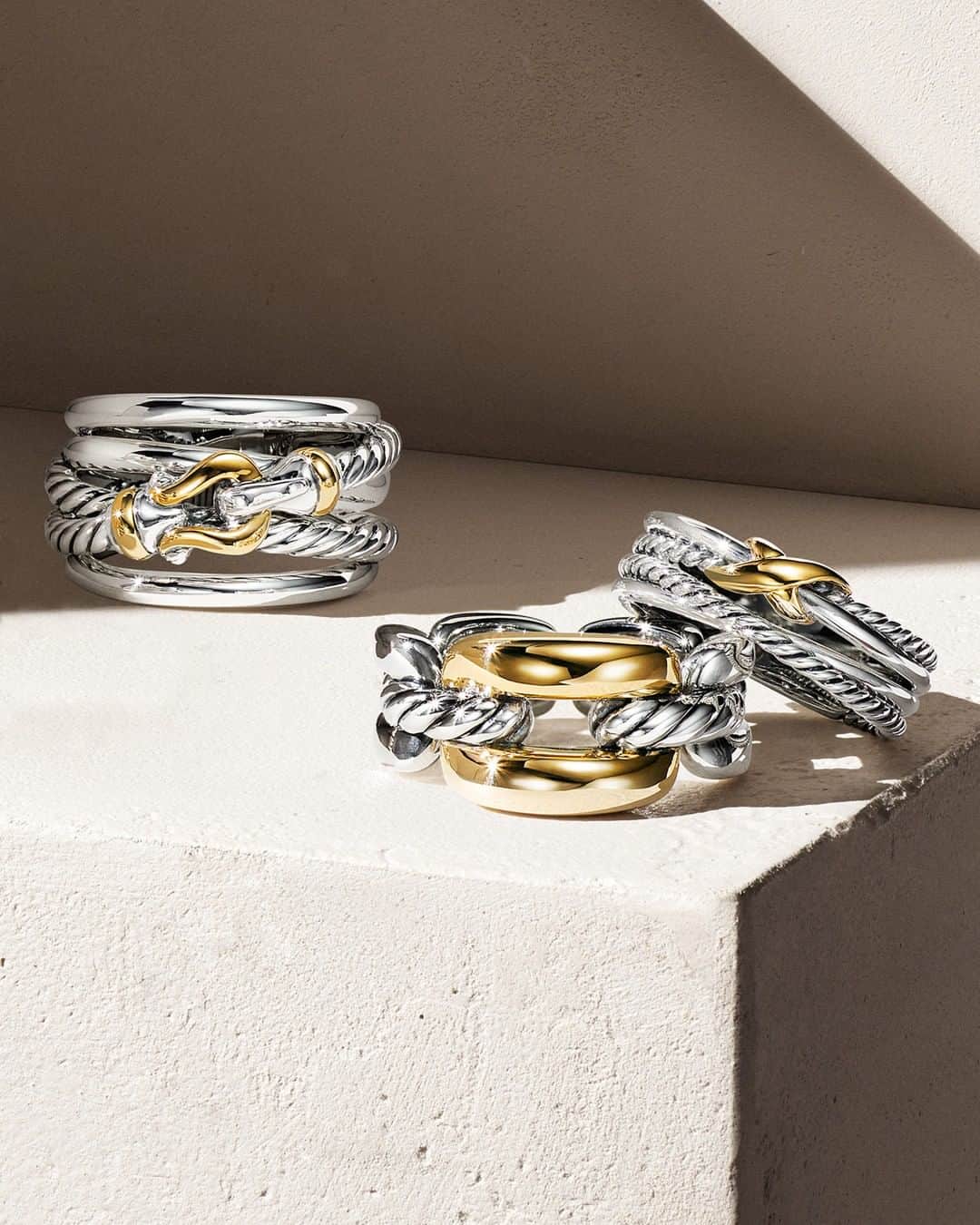 デビッドヤーマンのインスタグラム：「The best of both worlds. Sterling silver meets 18K gold in our latest additions to the Thoroughbred Collection®. #DavidYurman」