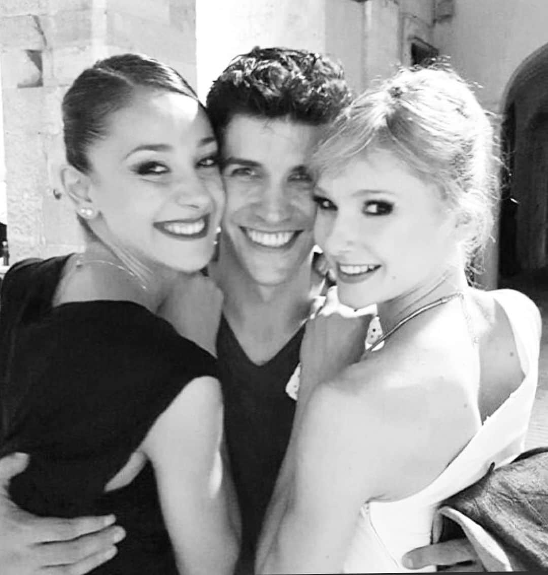 ロベルト・ボッレさんのインスタグラム写真 - (ロベルト・ボッレInstagram)「❤️ @__melissahamilton @nicolettamanni #robertobolleandfriends」7月24日 6時02分 - robertobolle