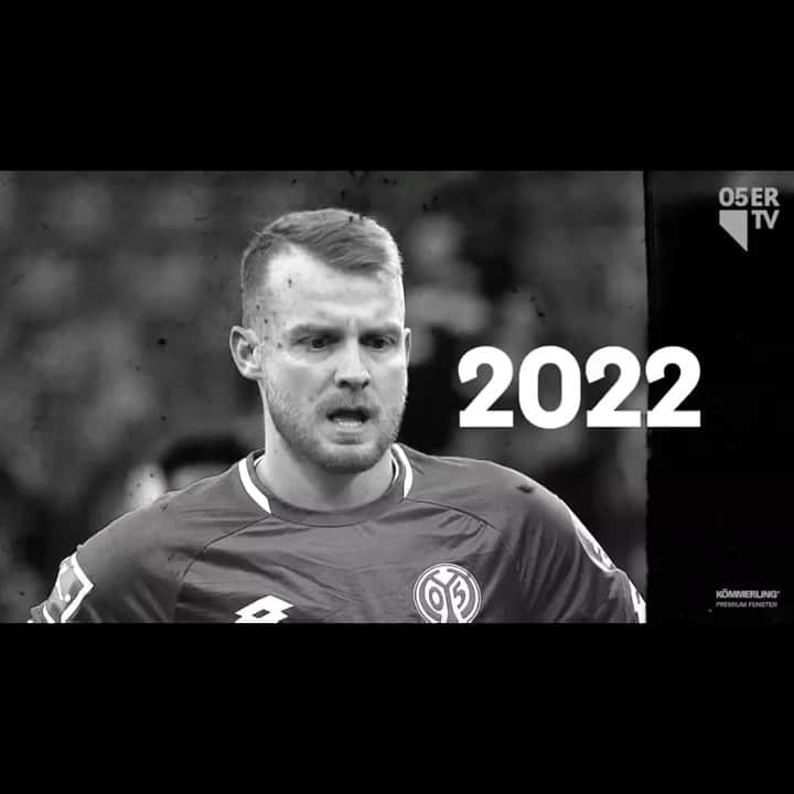 ダニエル・ブロジンスキのインスタグラム：「2022 🎥」