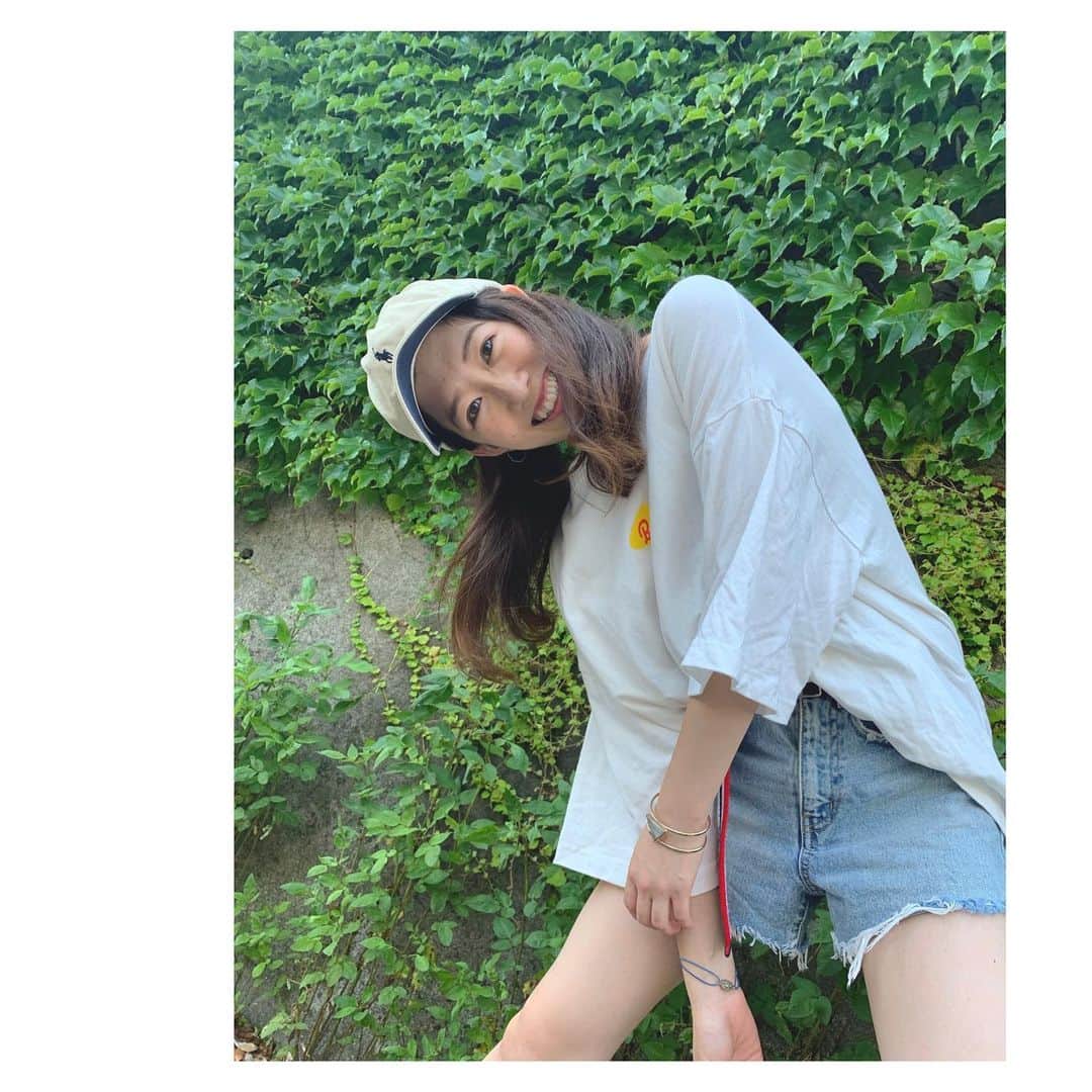 馬場奈々瀬さんのインスタグラム写真 - (馬場奈々瀬Instagram)「夏きたと思ったら、また雨続きね☔️. 夏よこーーーい☀️☀️. .  あ、オン眉ボブか、 前髪伸ばしてボブ、 どっちかにしたいんよ〜✂️✂️ . . #梅雨明けいつ #夏　#浴衣　#きたい　#ボブ欲　#白t #短パン　#デニム　#筋トレ女子　#プロテイン女子 #キャップ　#らるふろーれん🐴 #馬場ちゃん　#777 #女優　#映画　#映画好き　#映画館　#映画好きな人と繋がりたい #本」7月23日 21時45分 - nanaseeeen