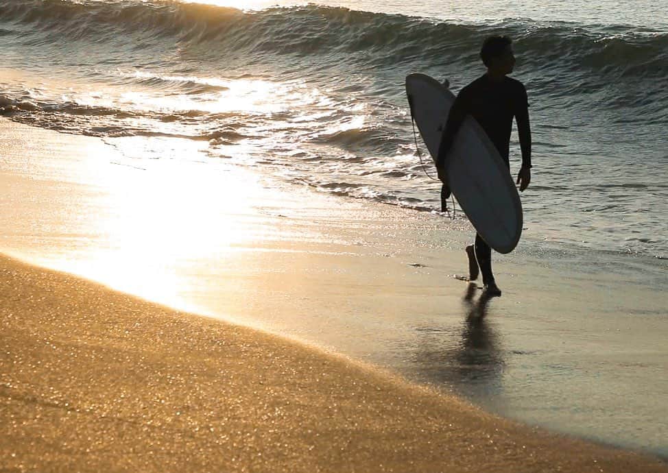萩原章太のインスタグラム：「STAYHOME STAYSAFE!! 今年の夏は海にいけるだろうか😞 #海の日」
