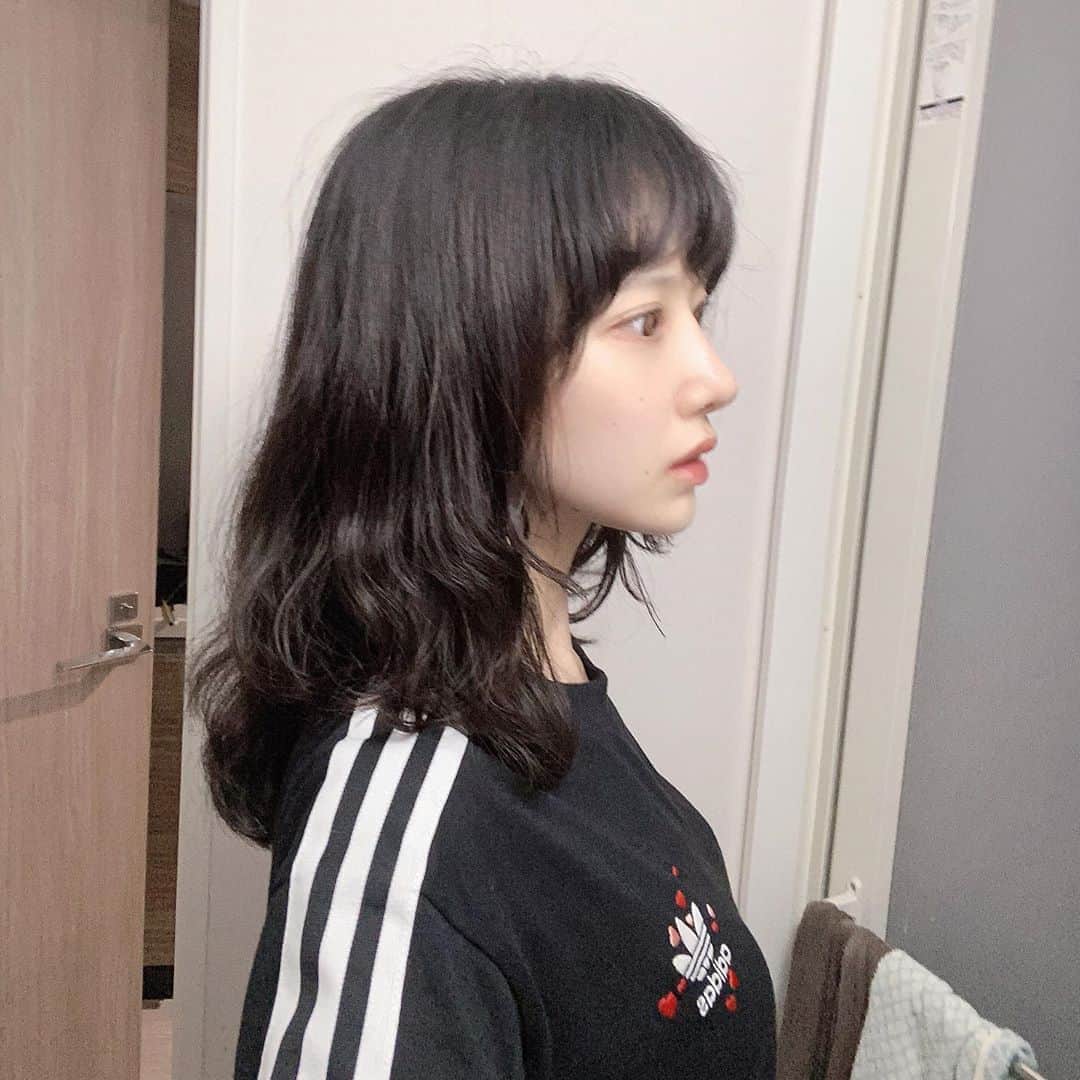 shikaさんのインスタグラム写真 - (shikaInstagram)「新しい髪型」7月23日 21時41分 - shika.xiaolu_lu