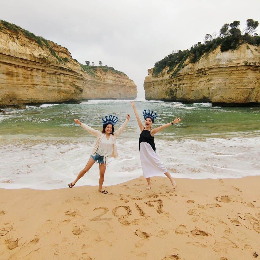的場絢香さんのインスタグラム写真 - (的場絢香Instagram)「*﻿ ﻿ 海の日🐋𓂃𓈒𓏸﻿ ﻿ この写真は3年前に行った﻿ オーストラリアのLock Ard Gorge.﻿ ﻿ _______________________________________ #マトバの海外旅行記 #オーストラリア #海の日 #海 #greatoceanroad #sea」7月23日 21時43分 - ayaka_matoba