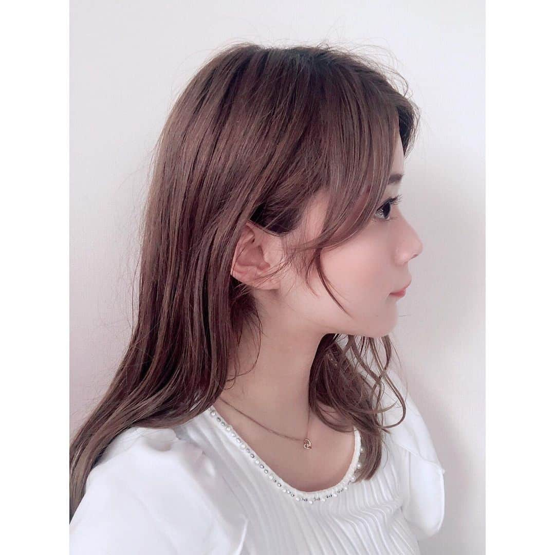 橋本真帆さんのインスタグラム写真 - (橋本真帆Instagram)「♡ . . 先日髪を切ったよ〜✂︎ 伸ばしっぱなしにしてたから 前髪も少し切りました😘 . . 明日は#apexlegends の大会に 出ます✨🎮 浅井企画チーム頑張るから応援してね♡ . . . . .#haircut #前髪 #ヘアアレンジ #橋本真帆 #ゲーム女子 #gamer」7月23日 22時22分 - maho_hashimoto14