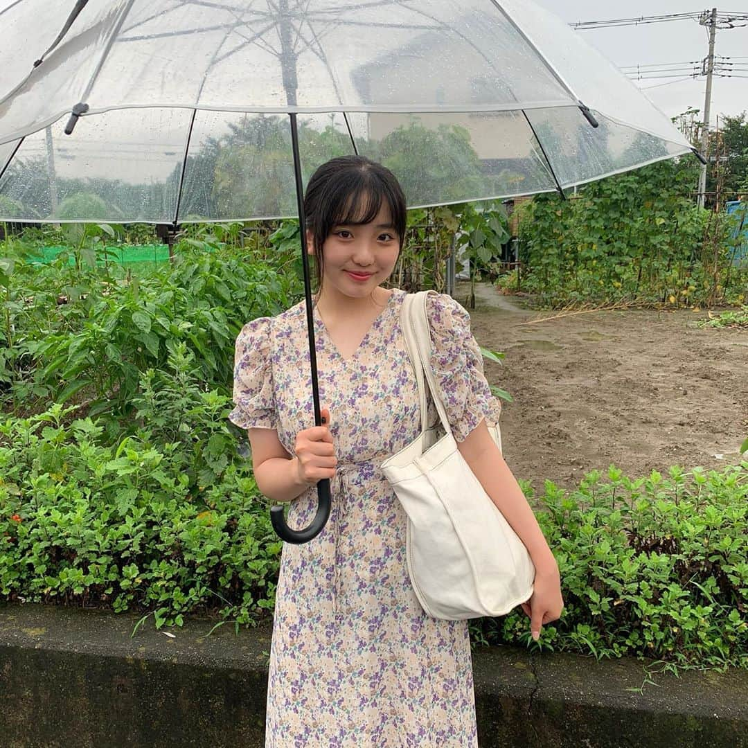 白井杏奈さんのインスタグラム写真 - (白井杏奈Instagram)「・ 高校生だから普段は制服なので私服着るのが楽しい このワンピース腕のところが可愛いんです！！ ・ 皆さんこの4連休なにしますか？」7月23日 22時25分 - lespros_anna