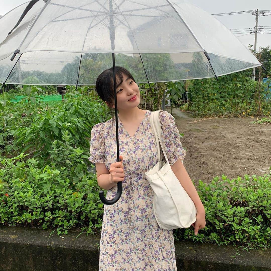 白井杏奈さんのインスタグラム写真 - (白井杏奈Instagram)「・ 高校生だから普段は制服なので私服着るのが楽しい このワンピース腕のところが可愛いんです！！ ・ 皆さんこの4連休なにしますか？」7月23日 22時25分 - lespros_anna