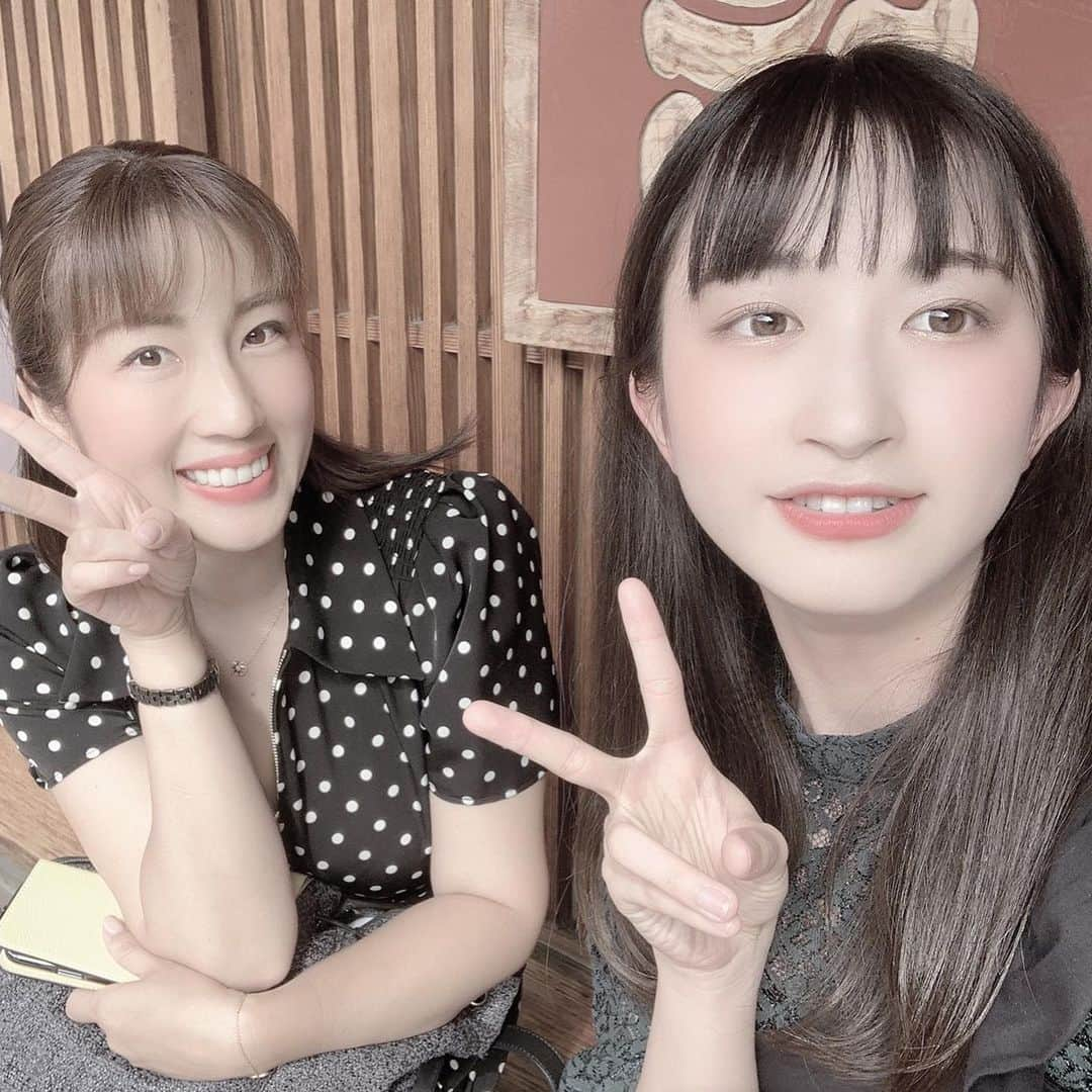 庄司ゆうこさんのインスタグラム写真 - (庄司ゆうこInstagram)「先日ななちゃんと博多出張へ行ってきました🤗 ランチで行った蕎麦懐石のお店が最高に美味しかった❣️ 博多に行くときはまた行きたいっ✨ そして博多と言えばみすずちゃん💓 子育てしながらバリバリ仕事して、尊敬している先輩女性経営者の1人です❣️ 少しの時間だったけど会えて嬉しかった^_^ #福岡#博多#博多出張#蕎麦懐石#博多グルメ#福岡グルメ#博多ランチ#一条みすず#女性経営者#仲間#赤間茶屋あ三五」7月23日 22時49分 - yuko.shoji