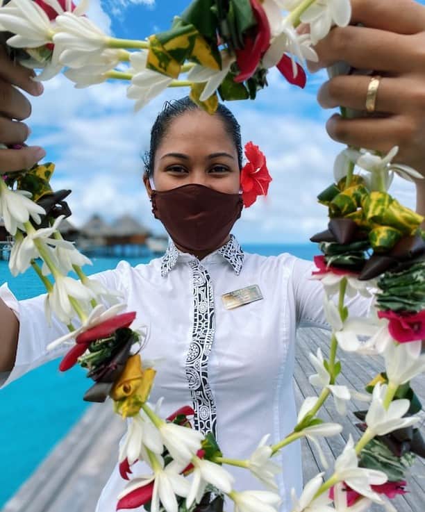 Conrad Hotelsのインスタグラム：「When sapphire waters meets unparalleled hospitality, you know you must have arrived at @conradboraboranui.」