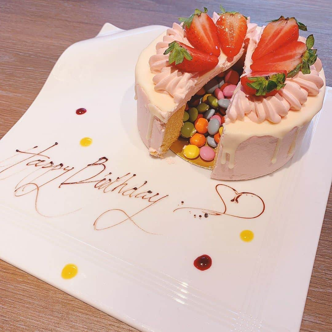 宮下舞花さんのインスタグラム写真 - (宮下舞花Instagram)「2020.birthday cake🎂🥰thank you♡」7月23日 23時08分 - maikamaimaika