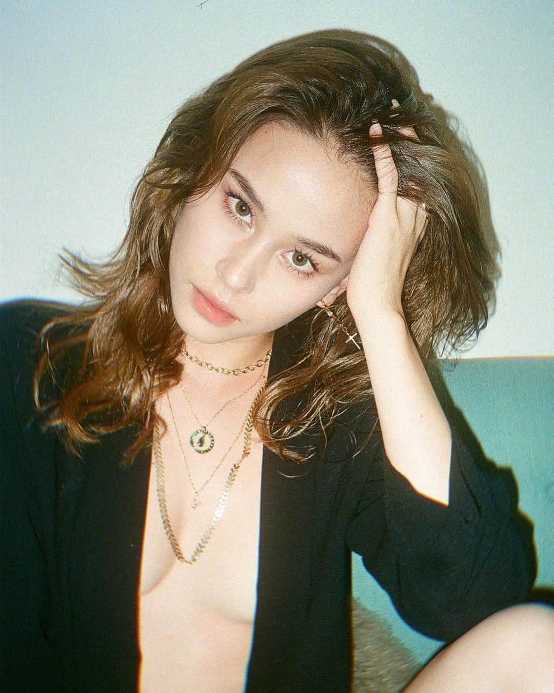 安部ニコルのインスタグラム：「Beautiful rose 🌹 Photo by me ❤️」