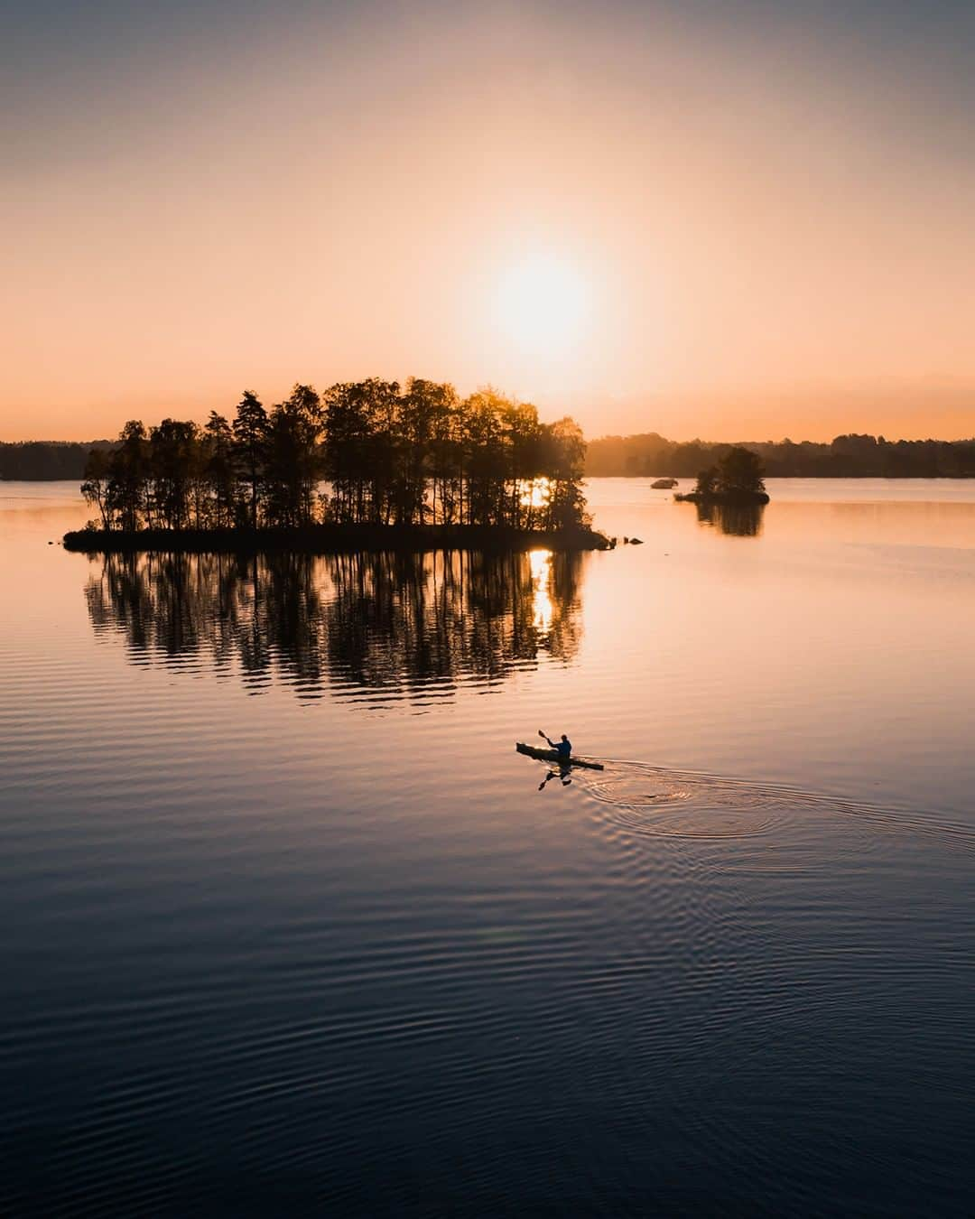 Mammutさんのインスタグラム写真 - (MammutInstagram)「The local adventure challenge might be over but there is still a lot out there to explore! We hope we could inspire you to keep going out and explore your local areas!   📷: @erikhedenfalk#Mammut_Swiss1862」7月24日 0時00分 - mammut_swiss1862