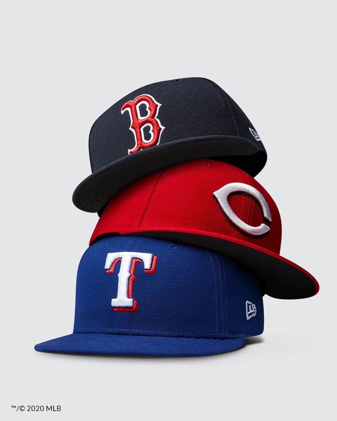 ニューエラ・キャップのインスタグラム：「The wait is over, baseball is officially back! Celebrate #OpeningDay at neweracap.com . Link in bio to shop The Official Cap of Major League Baseball ⚾️」