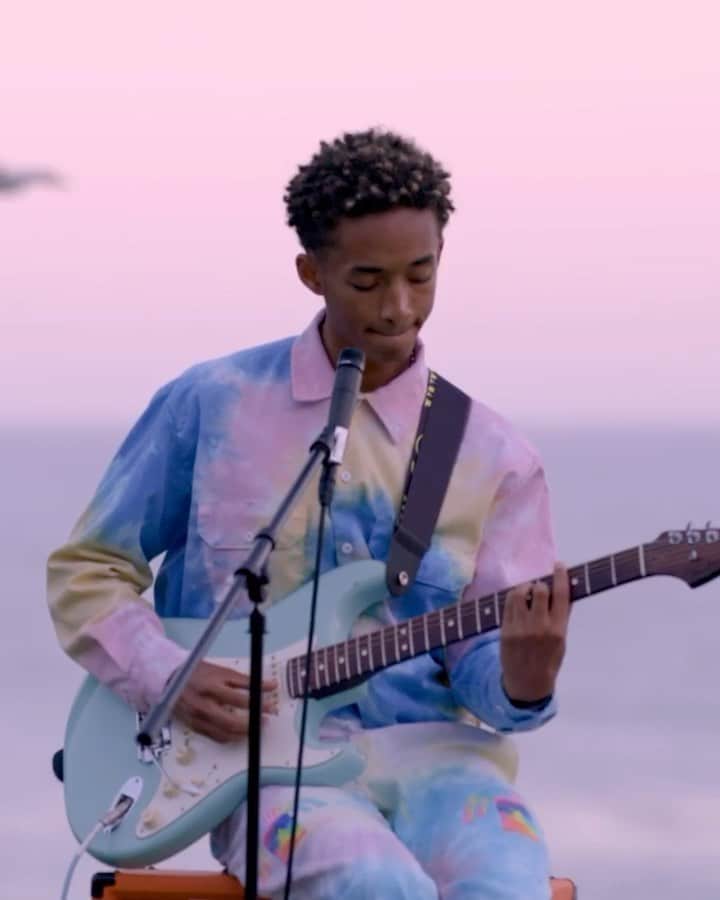 のインスタグラム：「Jaden Smith’s vision for the future of footwear drops July 24th.」