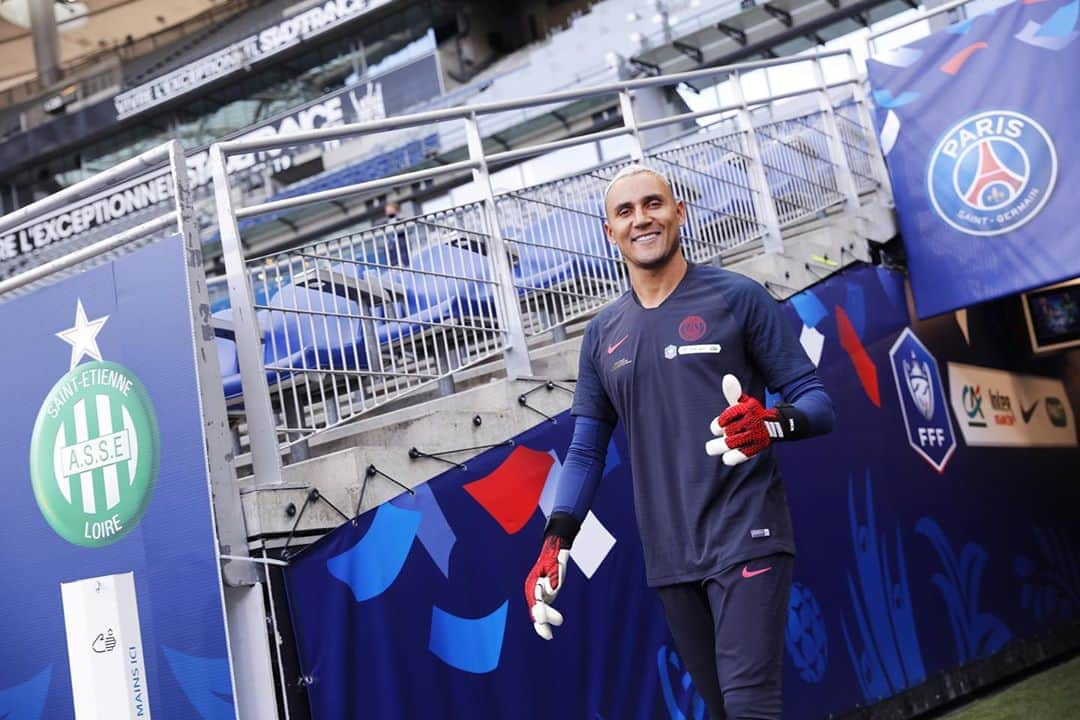 パリ・サンジェルマンFCさんのインスタグラム写真 - (パリ・サンジェルマンFCInstagram)「🔛🏟🏆  When you discover the Stade de France ! Quand tu dévouvres le Stade de France ! . 👍 @keylornavas1 . #PSGASSE #CDF #ICICESTPARIS #AllezParis #PSG #Navas #ParisSaintGermain #Paris」7月24日 1時45分 - psg