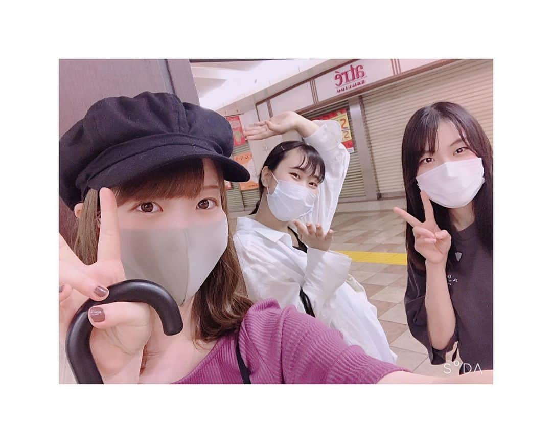 mayuのインスタグラム：「🧏🏻‍♀️」