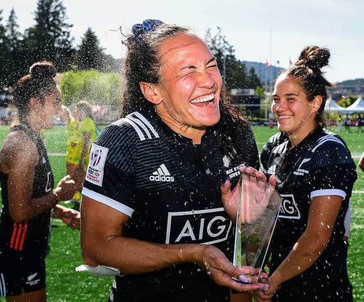 ダニエル・カーターさんのインスタグラム写真 - (ダニエル・カーターInstagram)「Rugby = Happiness 😊」7月24日 4時00分 - dancarter_