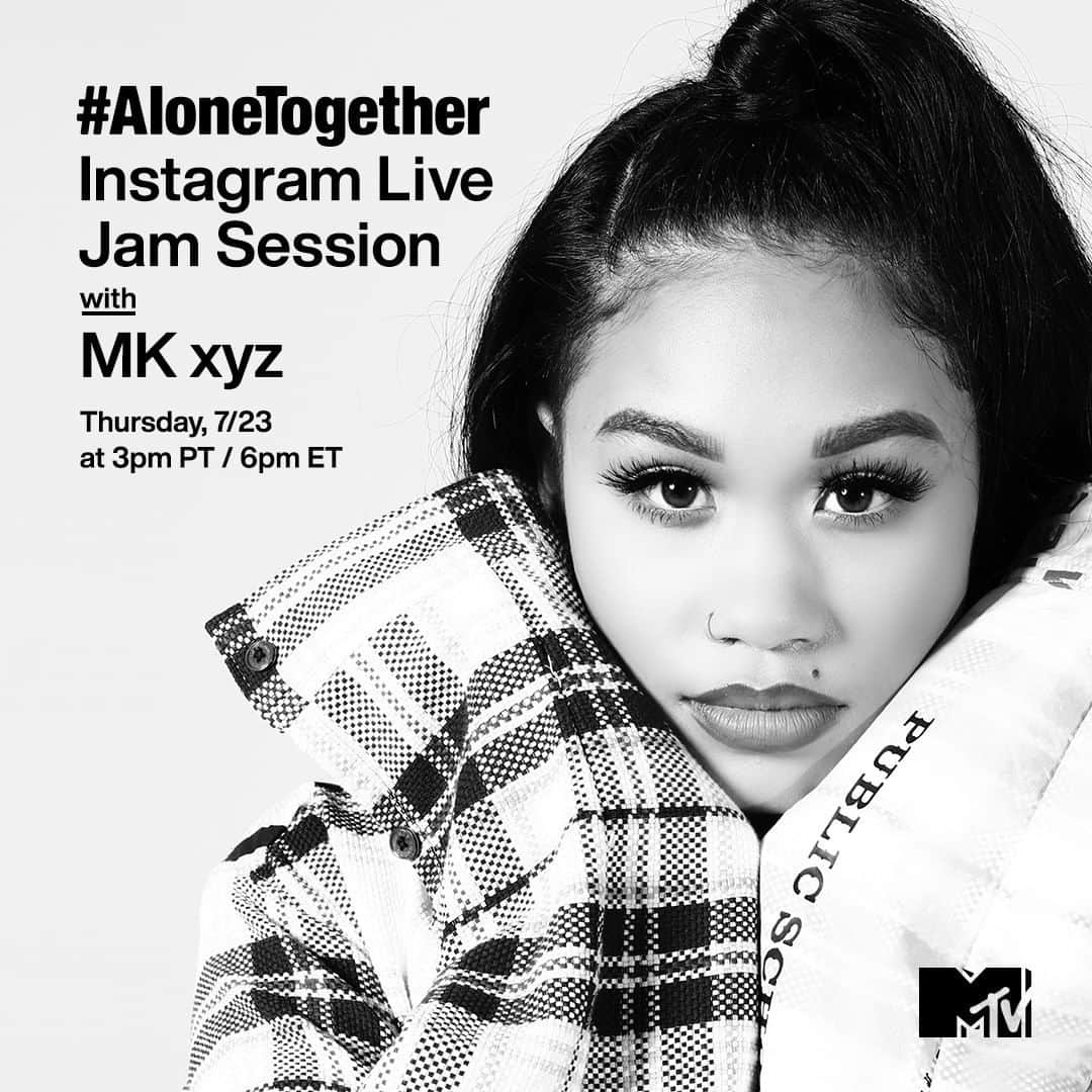 MTVさんのインスタグラム写真 - (MTVInstagram)「I gave @itsmkxyz the password and she's taking over 🖤 If you're not at this #AloneTogether jam session at 3pm PT / 6pm ET, you're missing outttt.」7月24日 4時30分 - mtv