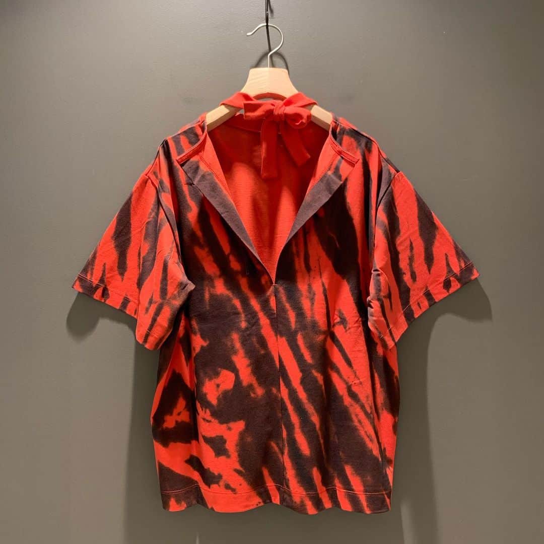 BEAMS JAPANさんのインスタグラム写真 - (BEAMS JAPANInstagram)「＜TOGA＞×＜VANS＞ Womens Tie-dye Ribbon T-shirt BEAMS JAPAN 3F @beams_japan #toga #vans #beams #raybeams #beamsjapan #beamsjapan3rd Instagram for New Arrivals Blog for Recommended Items #japan #tokyo #shinjuku #fashion #mensfashion #womensfashion #日本 #東京 #新宿 #ファッション#メンズファッション #ウィメンズファッション #ビームス #ビームスジャパン」7月9日 20時08分 - beams_japan