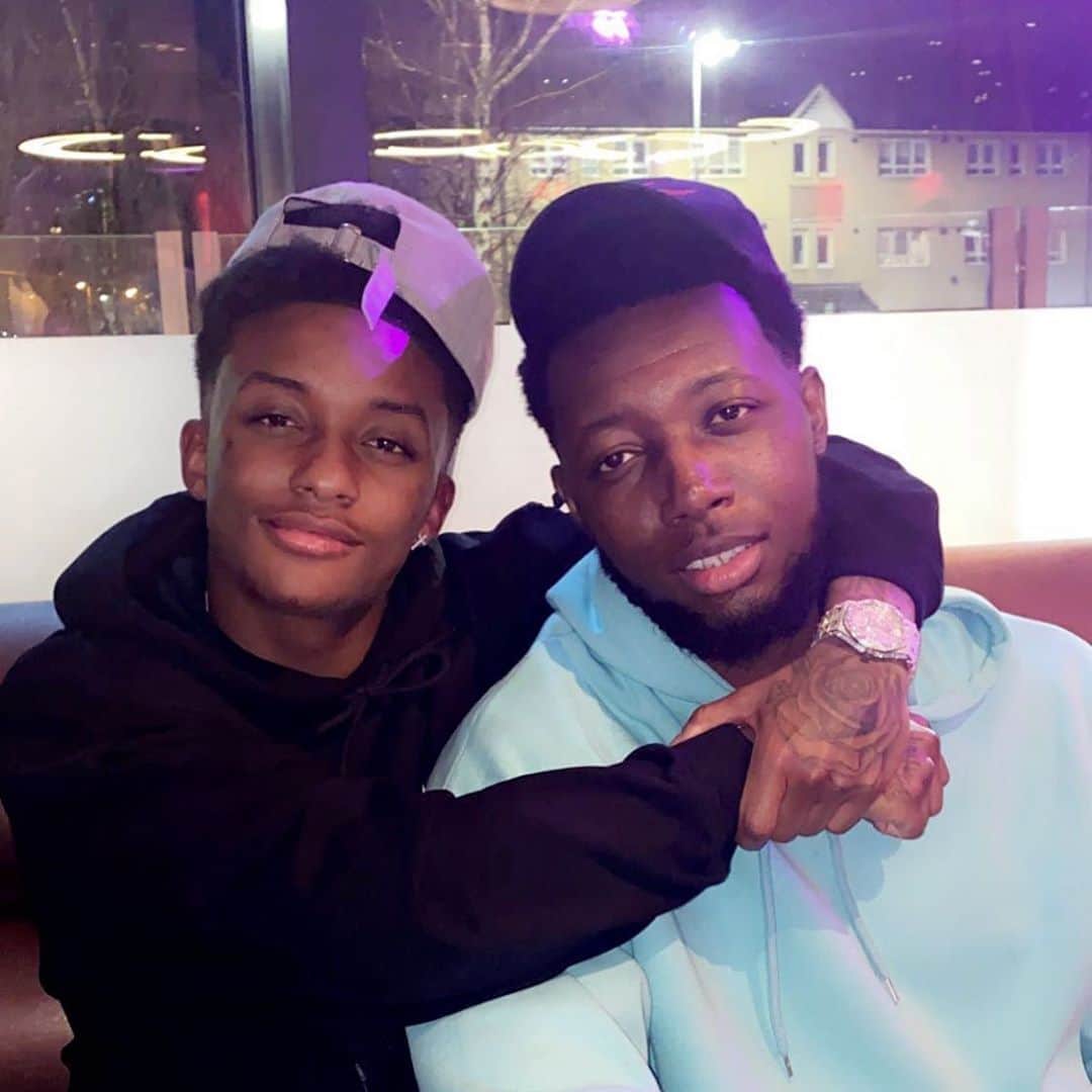 デマライ・グレイのインスタグラム：「Brother 4L🩸❤️」