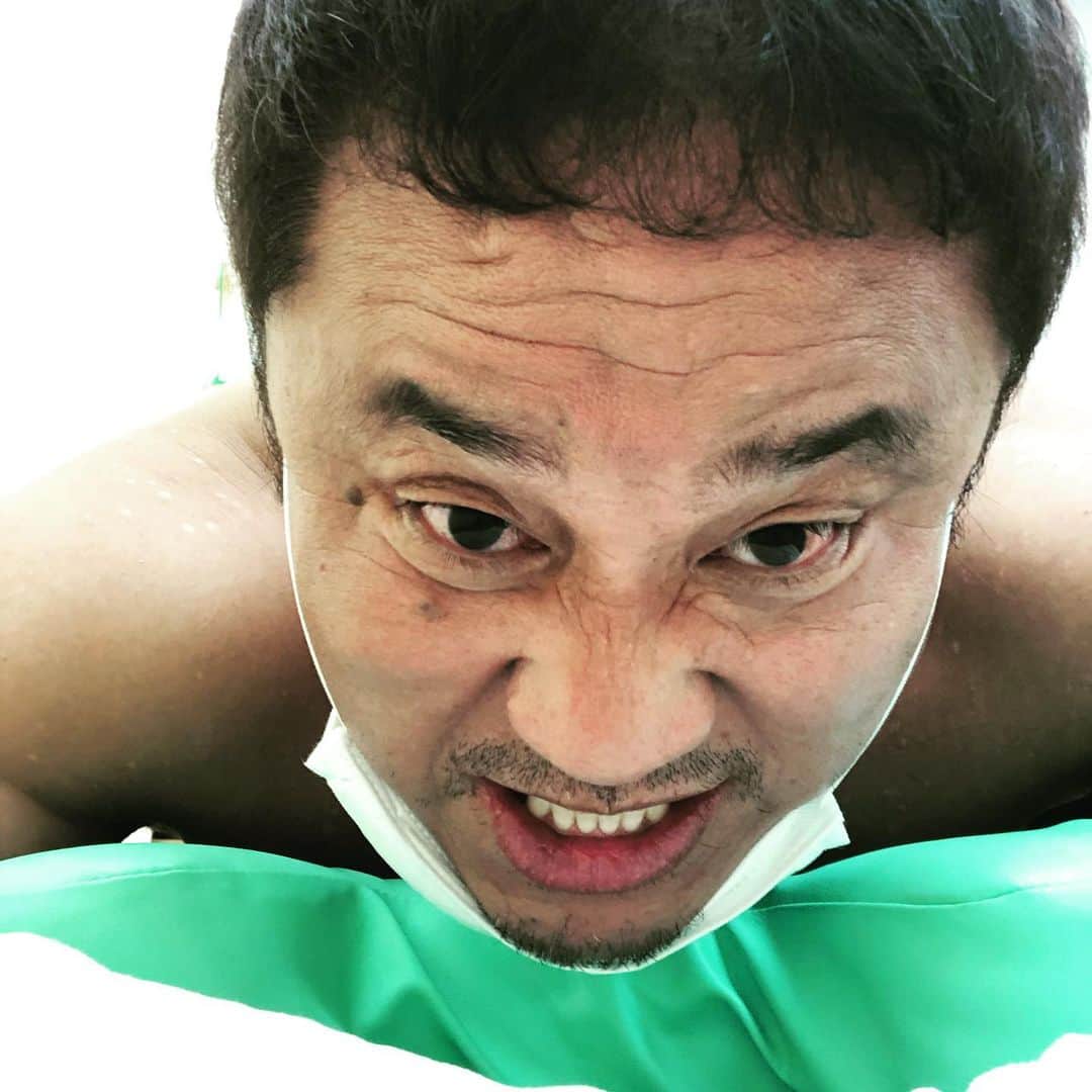 永田裕志さんのインスタグラム写真 - (永田裕志Instagram)「約2ヶ月半ぶりのカッピングゼァ‼️ 身体が楽になりました(笑)。 #永田裕志  #カッピング  #ハッピーロード尾山台整骨院」7月9日 20時34分 - yuji_nagata