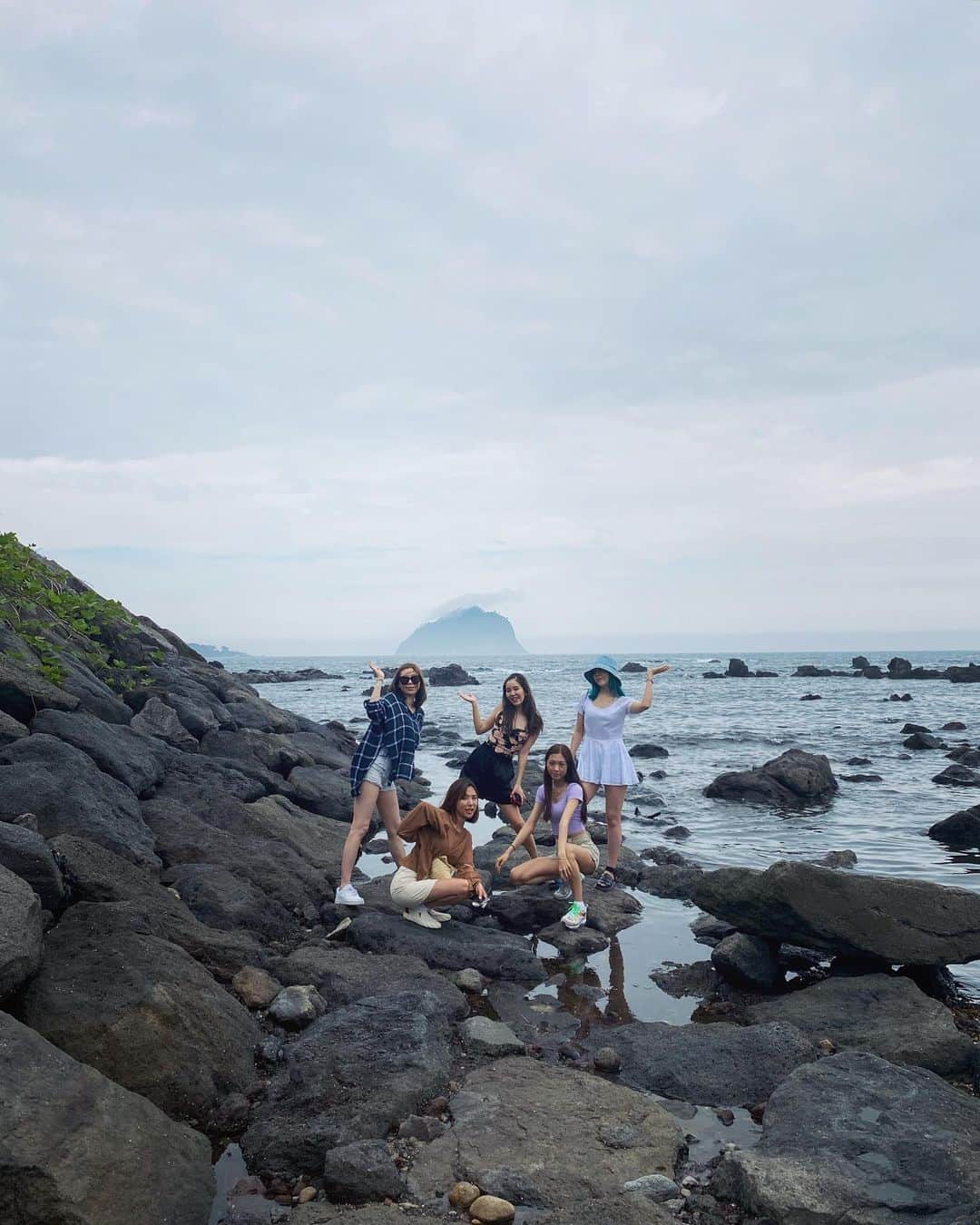 ティナ さんのインスタグラム写真 - (ティナ Instagram)「The last photos from jeju💙 might upload the other ones later later when I miss Jeju again!」7月9日 12時52分 - soobeanie_