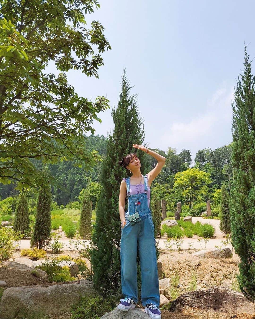 ビニさんのインスタグラム写真 - (ビニInstagram)「200702 Oh My Girl 공식 인스타그램 (Instagram Update)⁣⁣ #비니selca⁣ ⁣⁣ 🍃」7月9日 12時52分 - ohmygirlbinnie