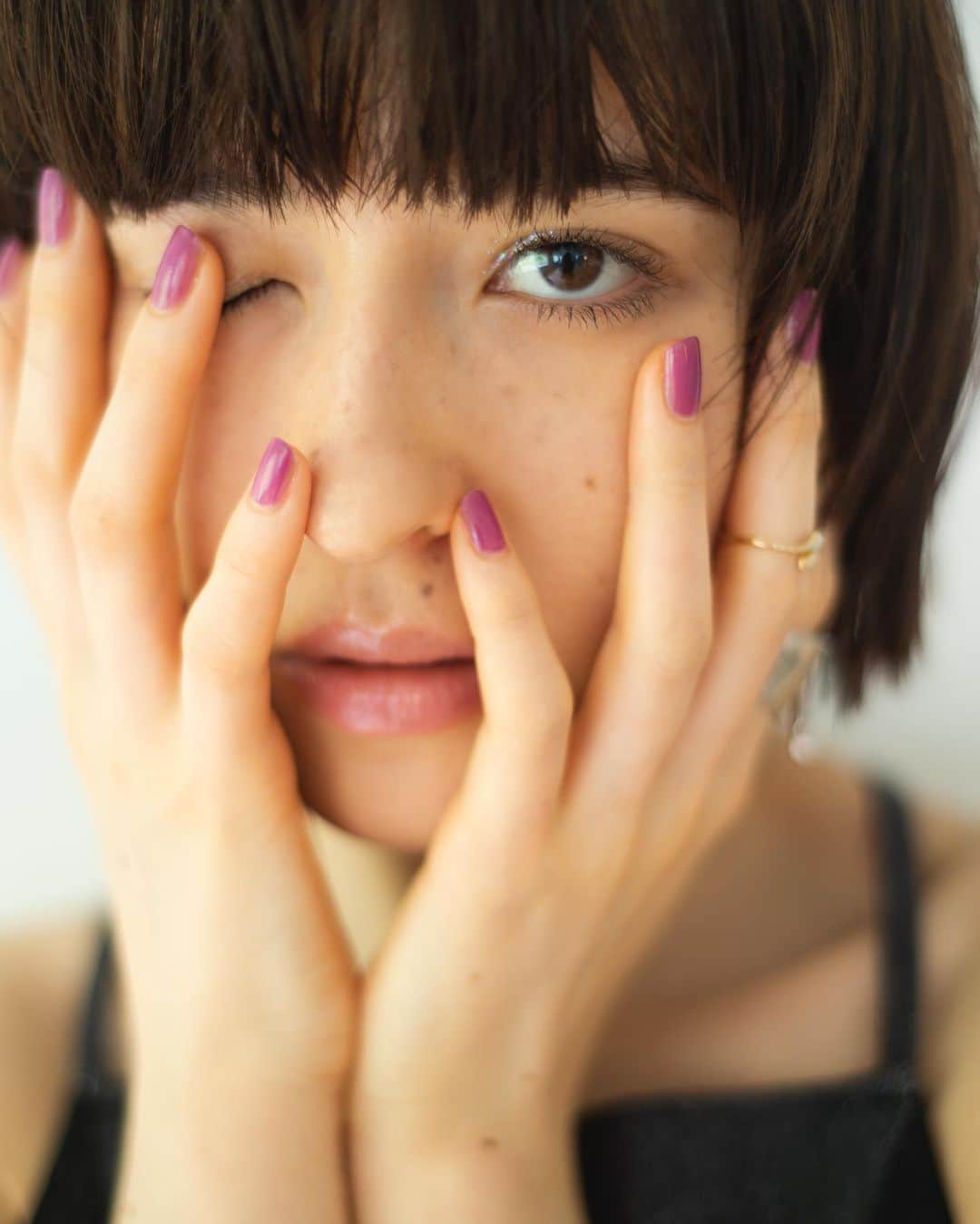 花盛友里のインスタグラム：「Shooting for @mery.jp   ゆかりさんの連載の撮影に呼んで貰っちゃいました。たのしかったー！」