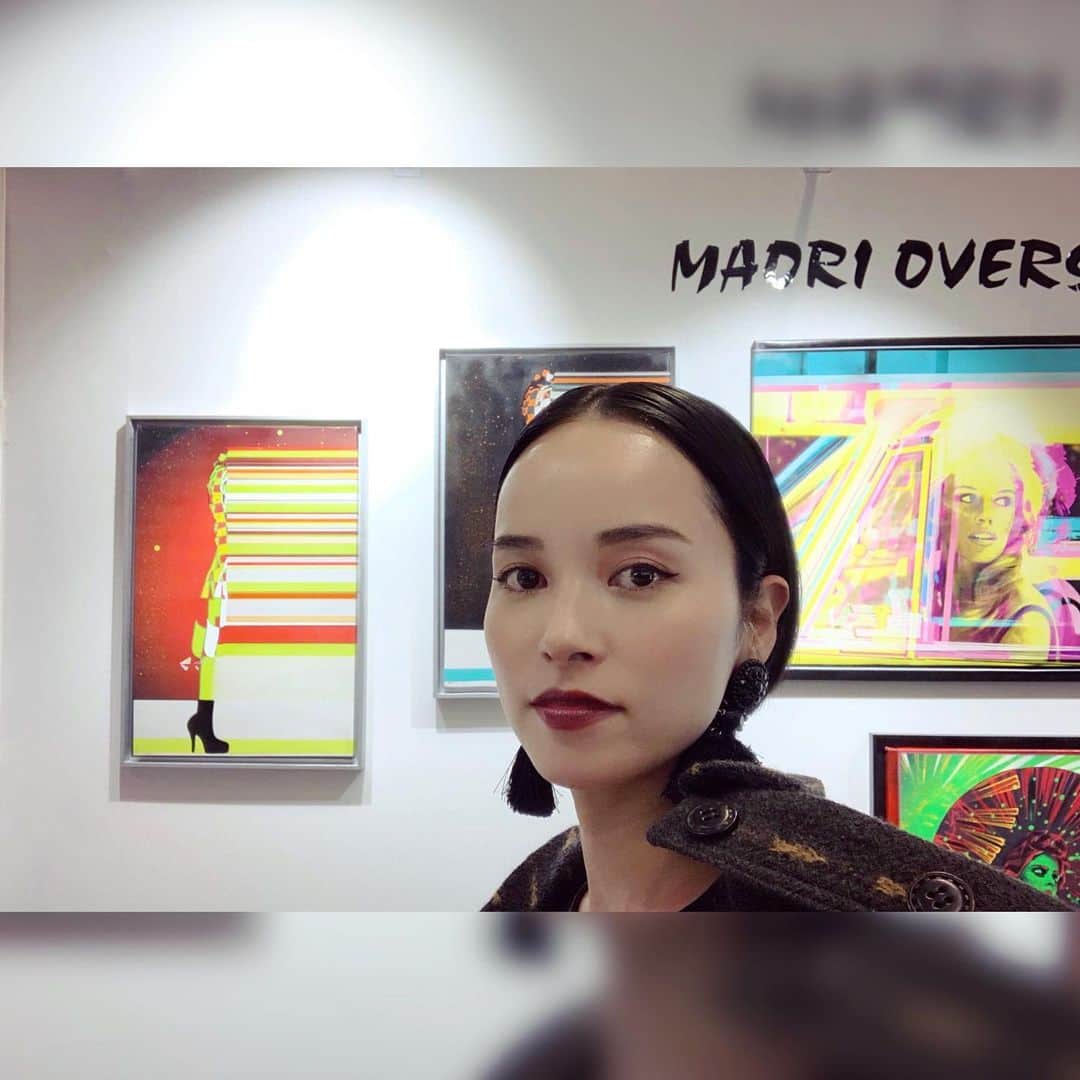 のインスタグラム：「今日でまた一つ年を重ねました。 素敵な出逢い。素敵な人達。素敵な音楽、アート、時間、瞬間を感じることが出来るってなんて幸せなことだろう。 私を産んでくれた母に感謝です✳︎ #birthday #thankyou」