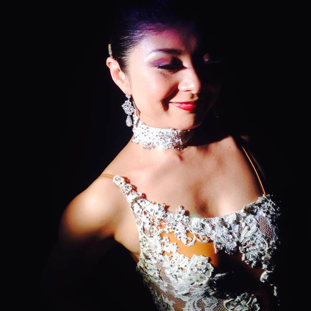 間々田佳子のインスタグラム：「タンゴ踊りたくなってきたな〜😢  #間々田佳子 #アルゼンチンタンゴ」